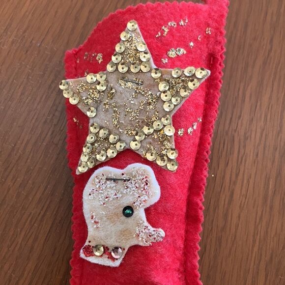 Vtg 1969 hand decorated small red felt Christmas stocking - Picture 5 of 6